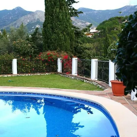 Casa Pacifica Михас